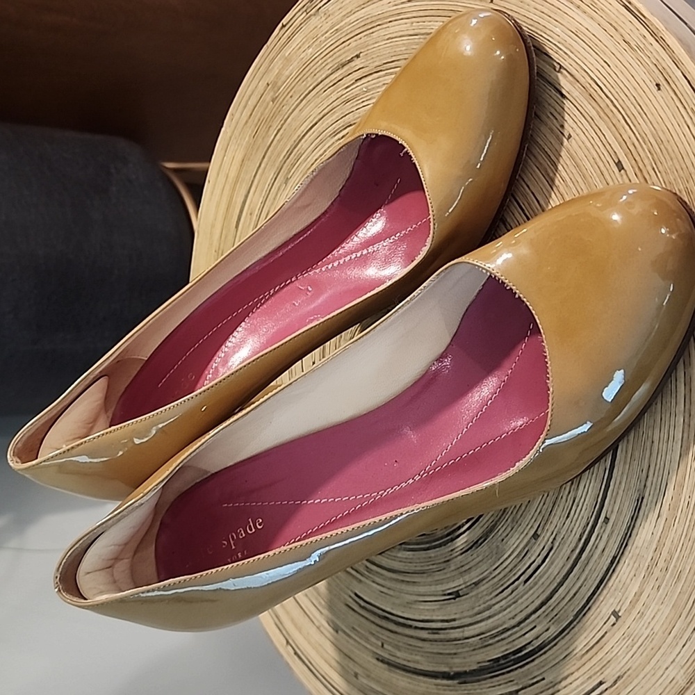 Kate Spade Classic Style Camel Patent Block Heel Slip-On Shoes Women's Size 10